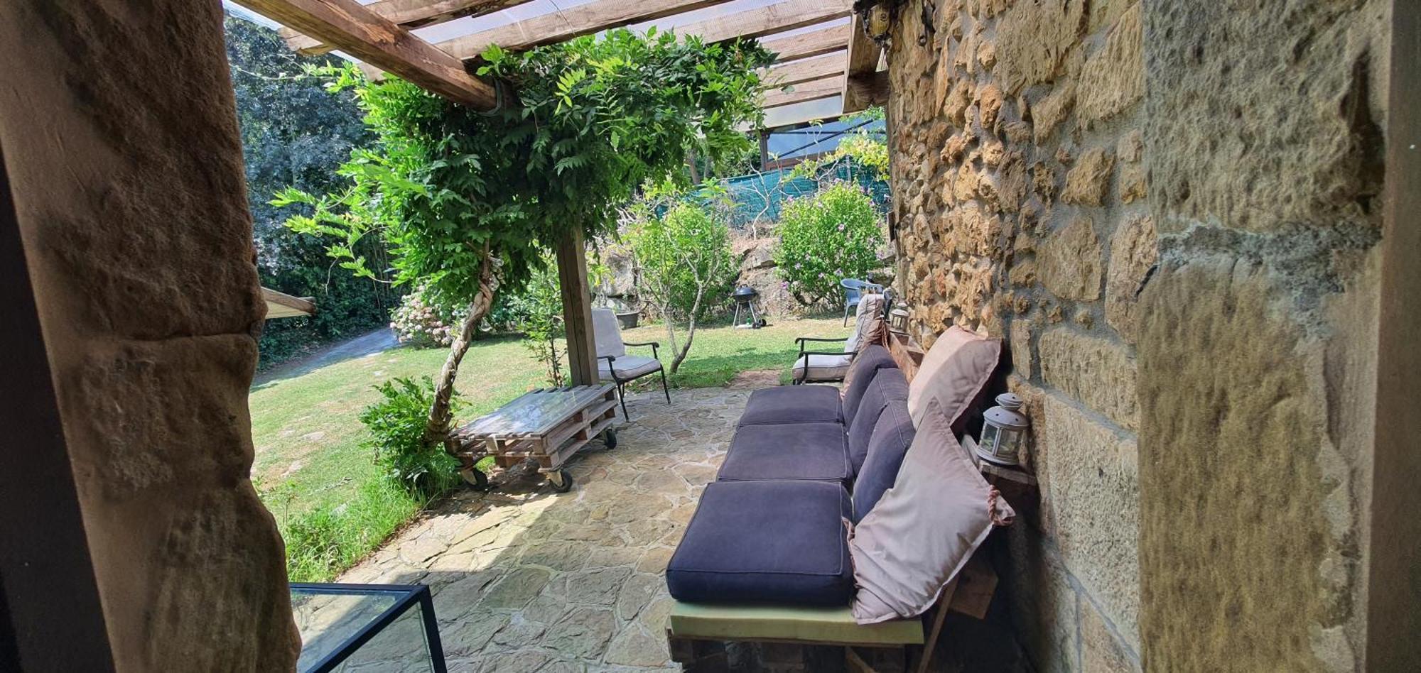 Fuente De Gueelo Guest House San Bartolome de Meruelo Exterior photo