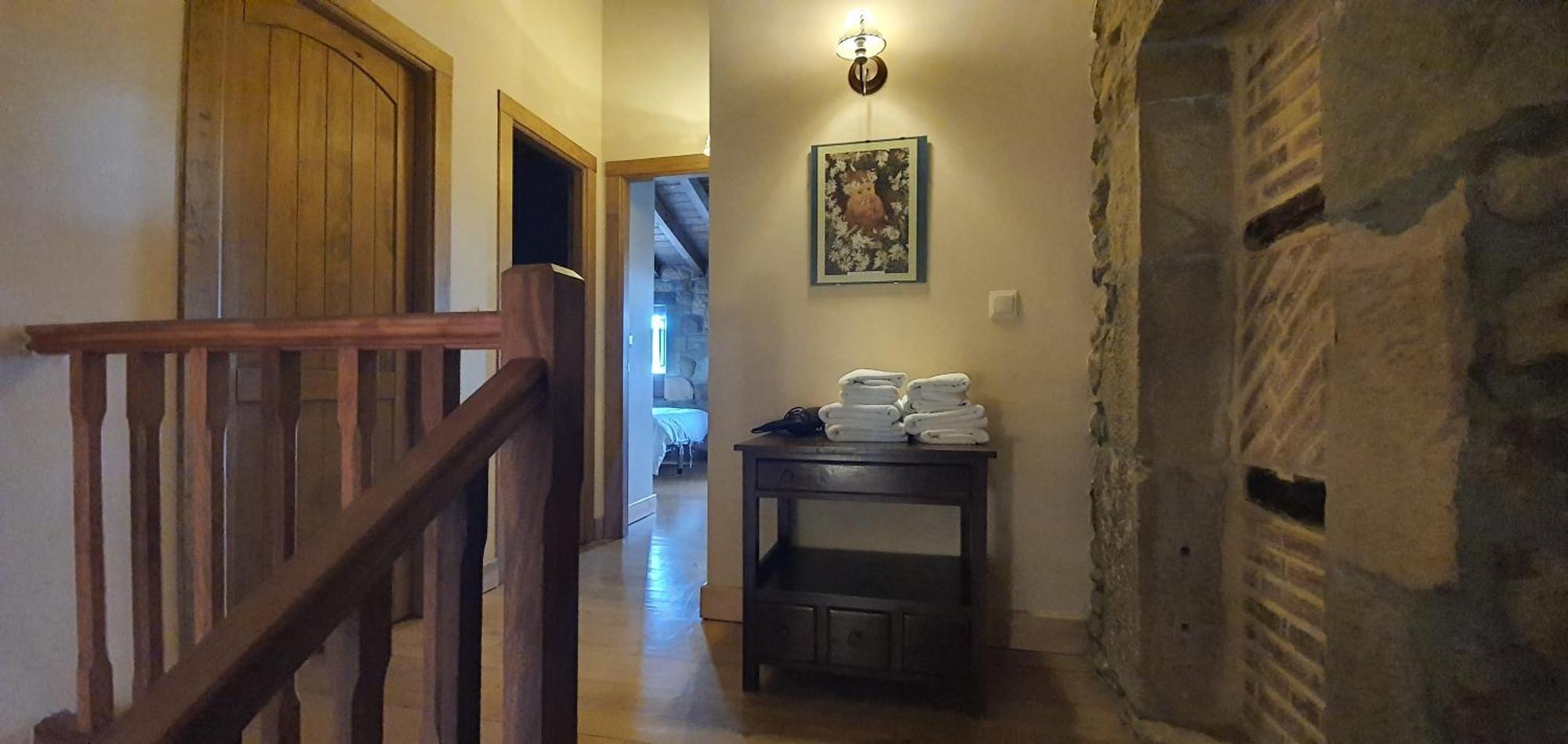Fuente De Gueelo Guest House San Bartolome de Meruelo Exterior photo